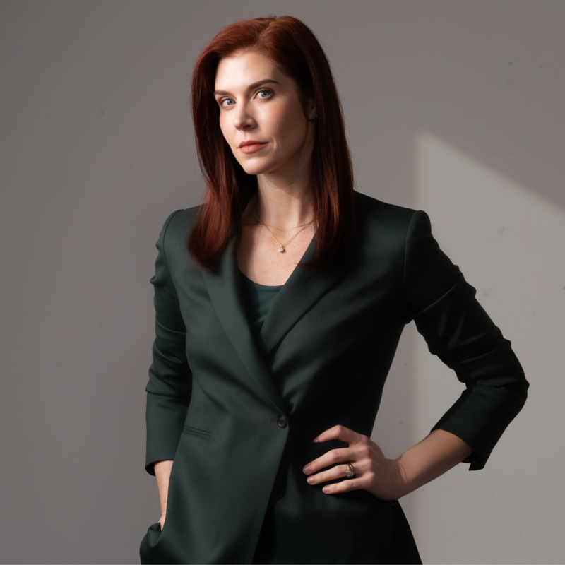 Christina Wallace Headshot-1